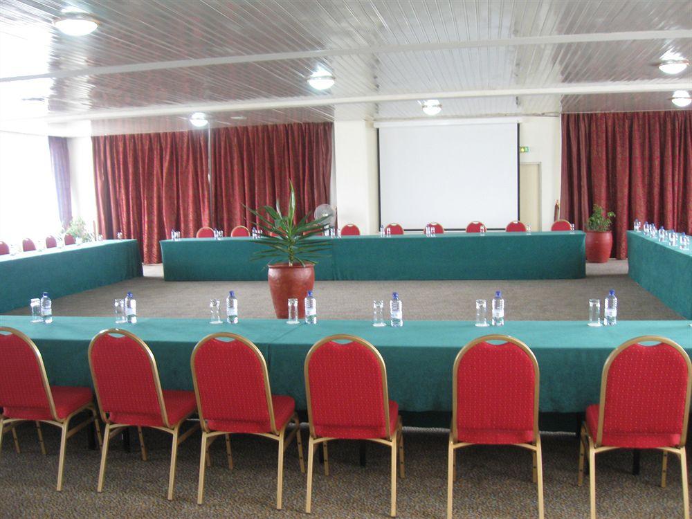 Marasa Umubano Hotel Kigali Bagian luar foto