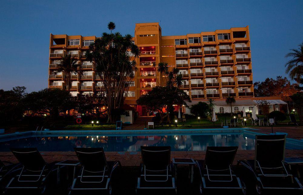 Marasa Umubano Hotel Kigali Bagian luar foto