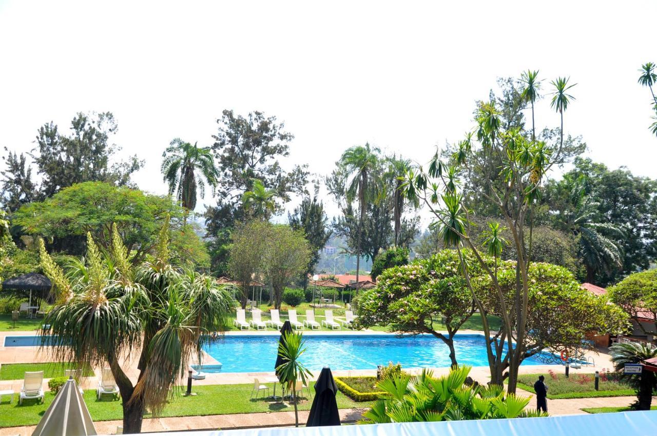 Marasa Umubano Hotel Kigali Bagian luar foto